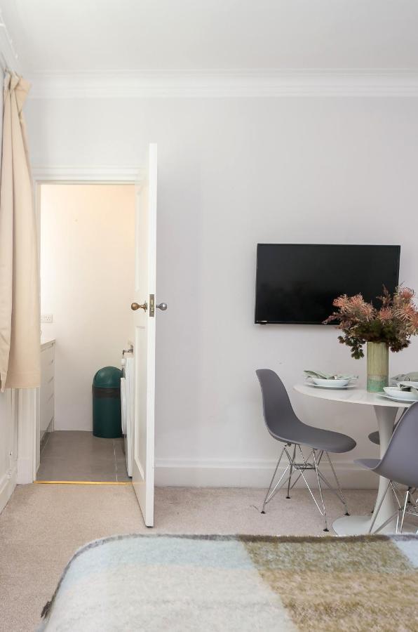 Beautifully Presented Centrally Located Studio Apartment Londra Dış mekan fotoğraf